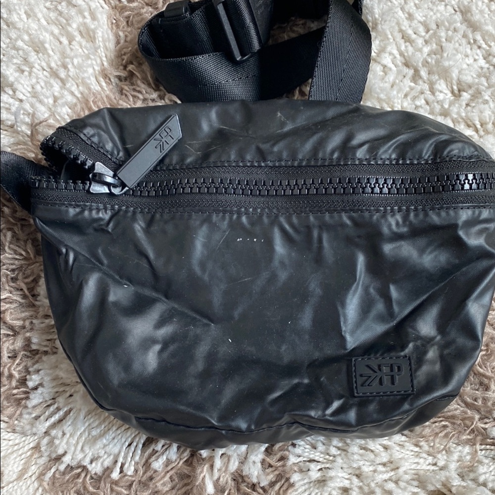 Freshly Picked Black Fanny Pack